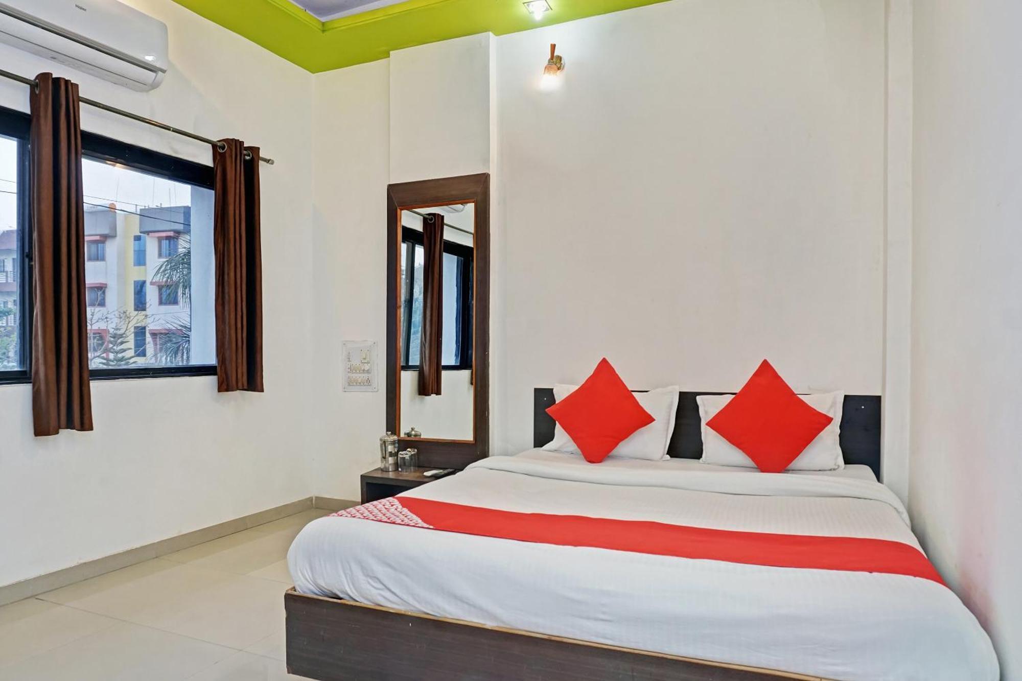 Super Hotel O Shirdi Sai Inn Exterior foto
